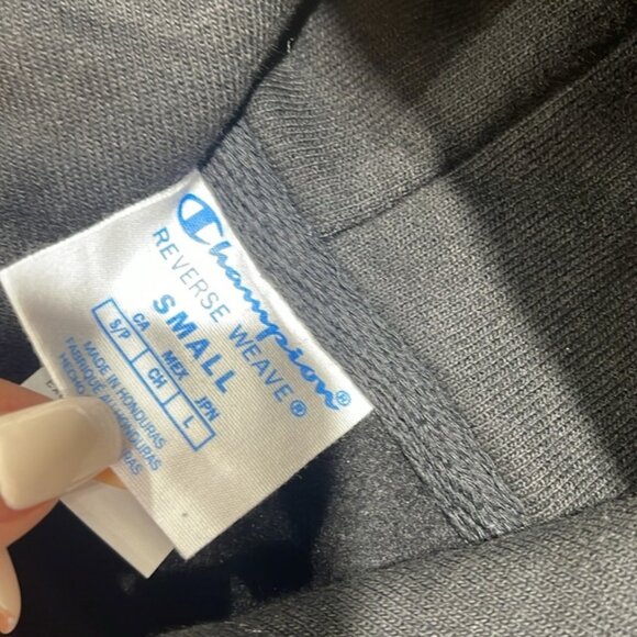 Champion Men's Reverse Weave Pullover Hoodie - Picture 9 of 10